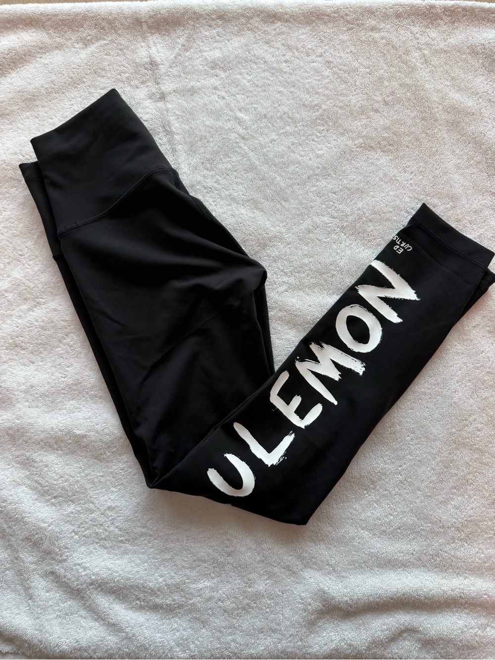 lululemon athletica women’s wunder train Ed Curtis